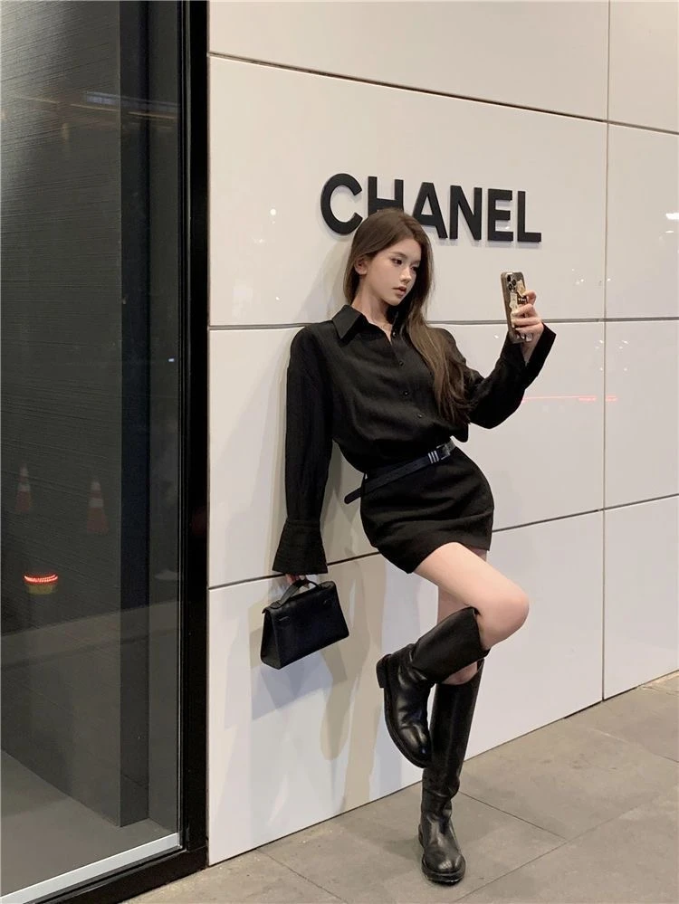 黑色polo领长袖衬衫连衣裙女春秋气质高级感裙子腰带收腰包臀短裙
