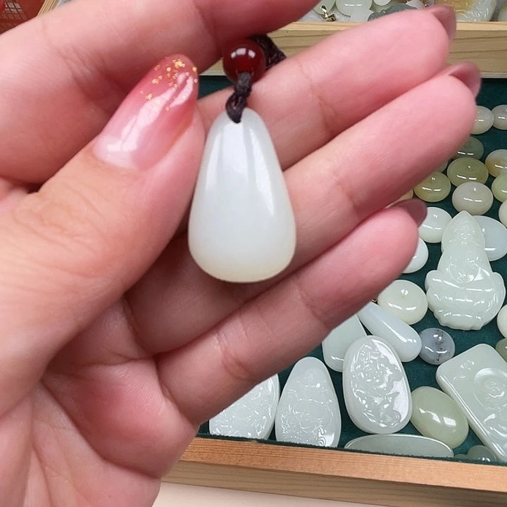 和田玉（糖玉）未镶嵌珠宝半成品