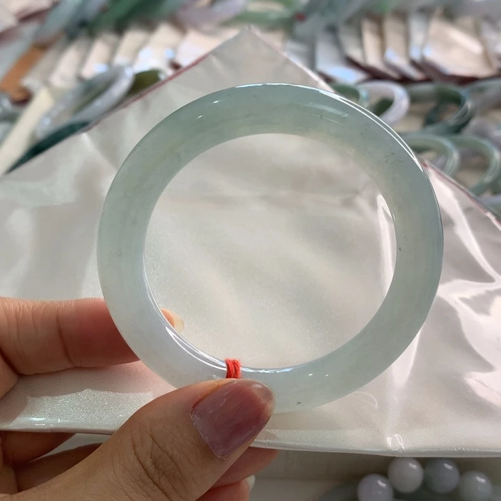 翡翠未镶嵌手镯冰圆条54