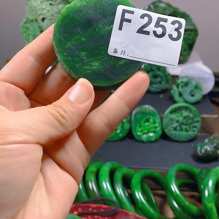 未镶嵌和田玉珠宝半成品