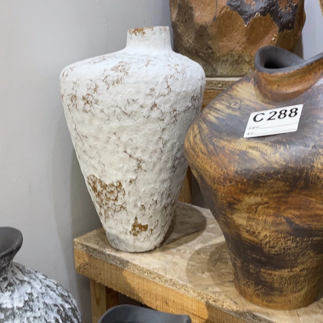 白泥花瓶景德镇陶瓷艺术研究院
