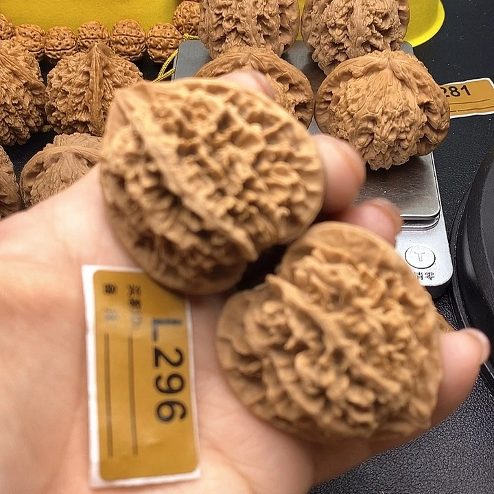 文玩核桃把件状元4.3