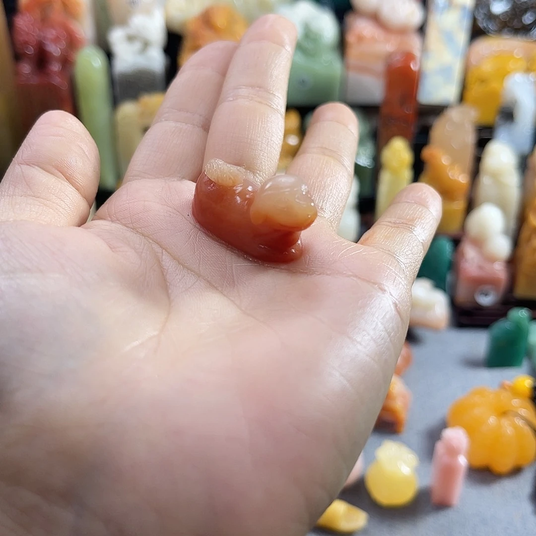寿山石印石乔***?6511包邮包邮刻