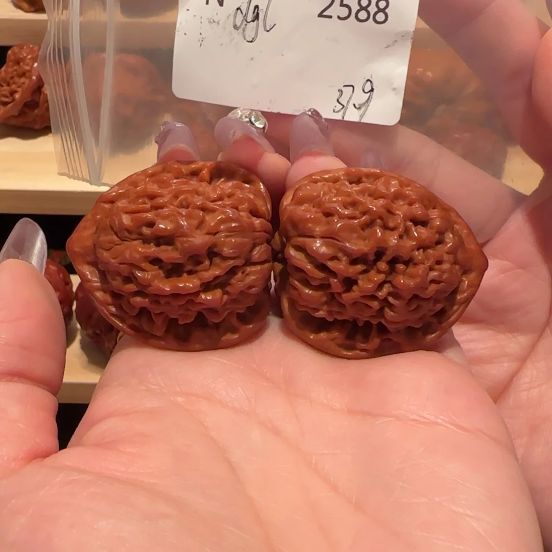 【***】文玩核桃吊坠官帽37精品2588