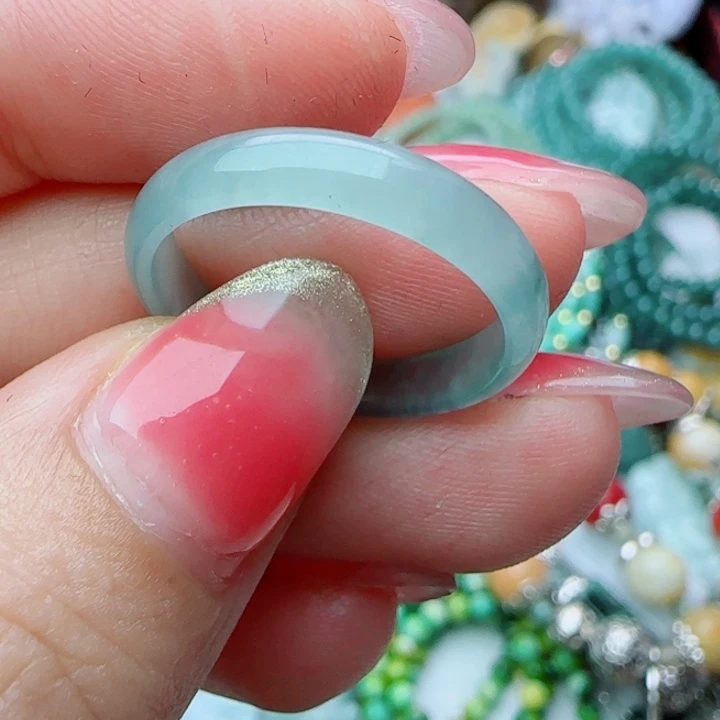 翡翠未镶嵌颈饰天然A货86