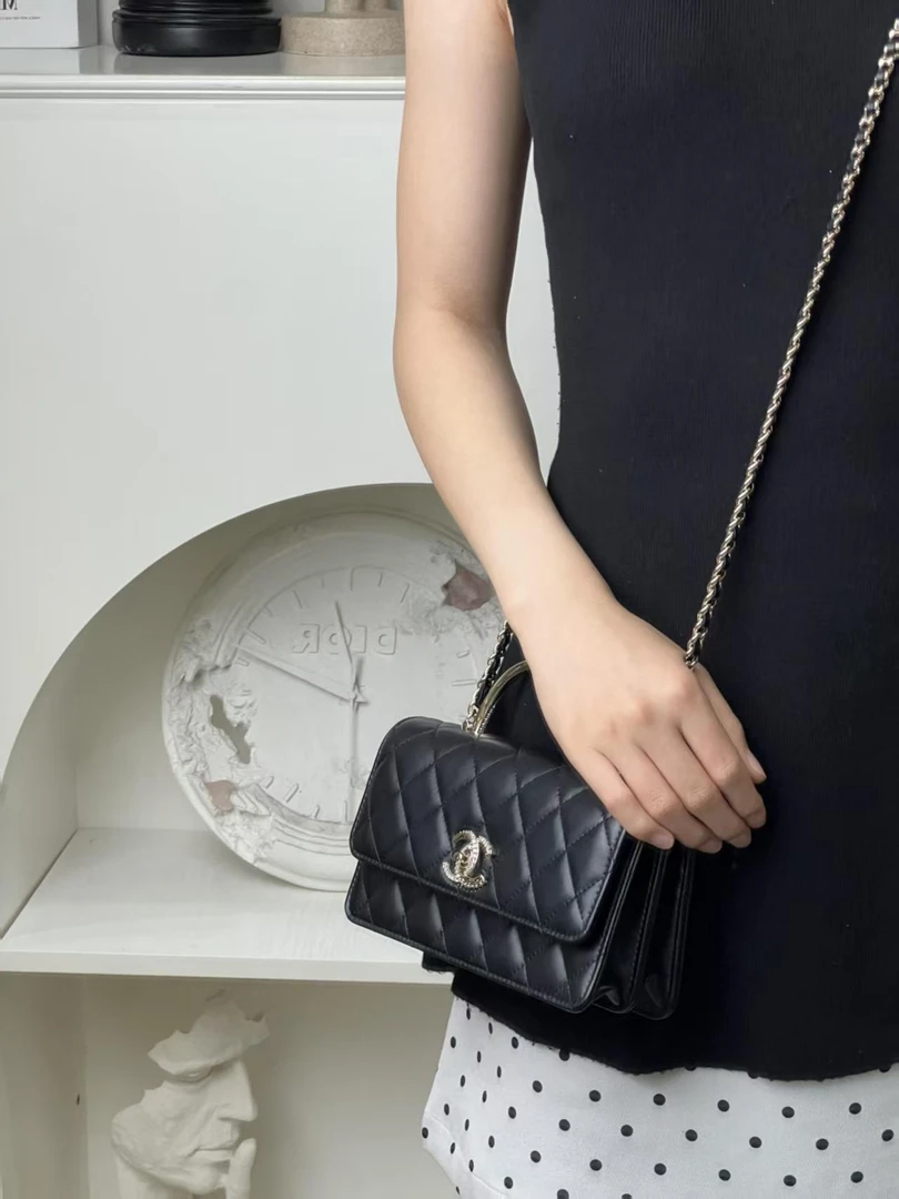 99新 Chanel/香奈儿 24k 手柄钻扣风琴斜挎包/优品