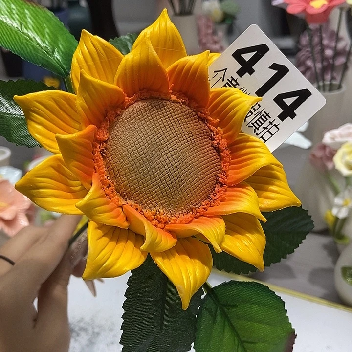 陶瓷纯手工捏花设计
