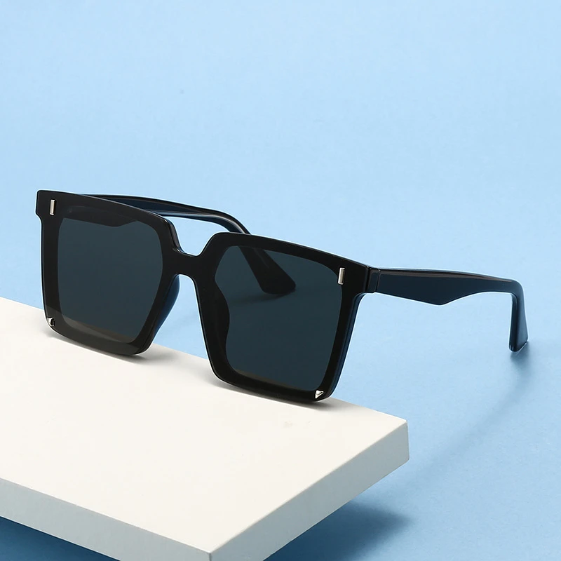 韩版时尚TR90插针太阳镜方形米钉连体尼龙墨镜街拍潮网红太阳眼镜