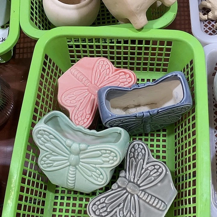 摆件陶盆有孔 瑕疵介意勿拍