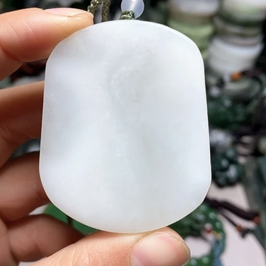 未镶嵌和田玉（糖玉）珠宝半成品