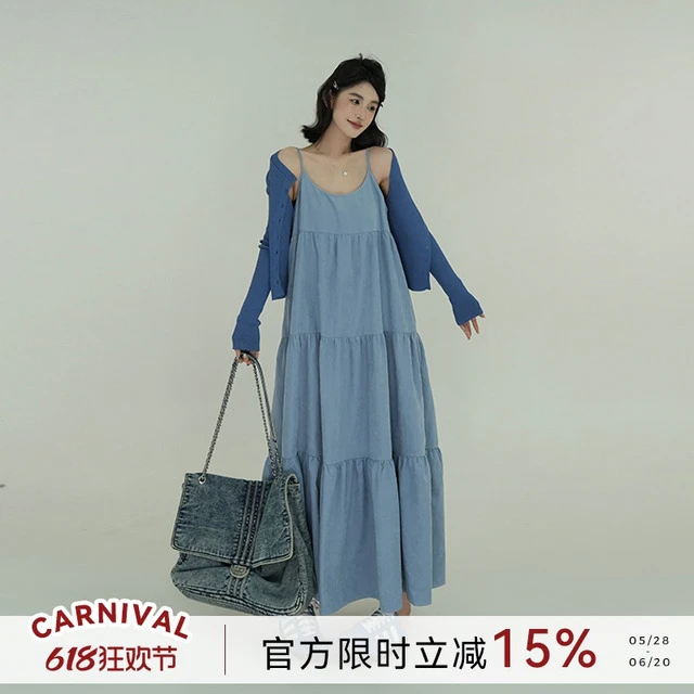 吴童童 蓝色露背无袖吊带连衣裙女夏季新款韩系宽松拼接海边裙子