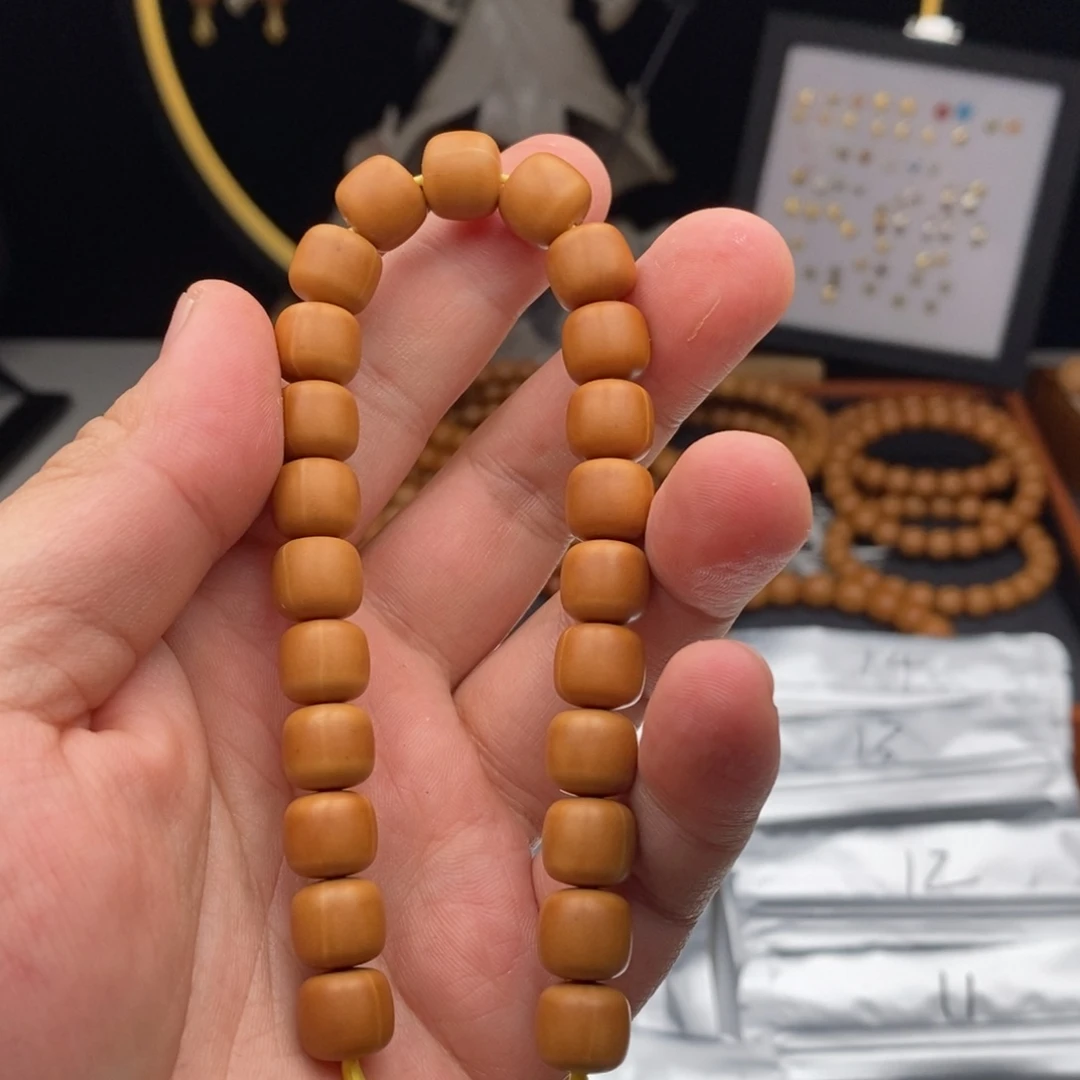 猴头核桃手串k*。云天老型微