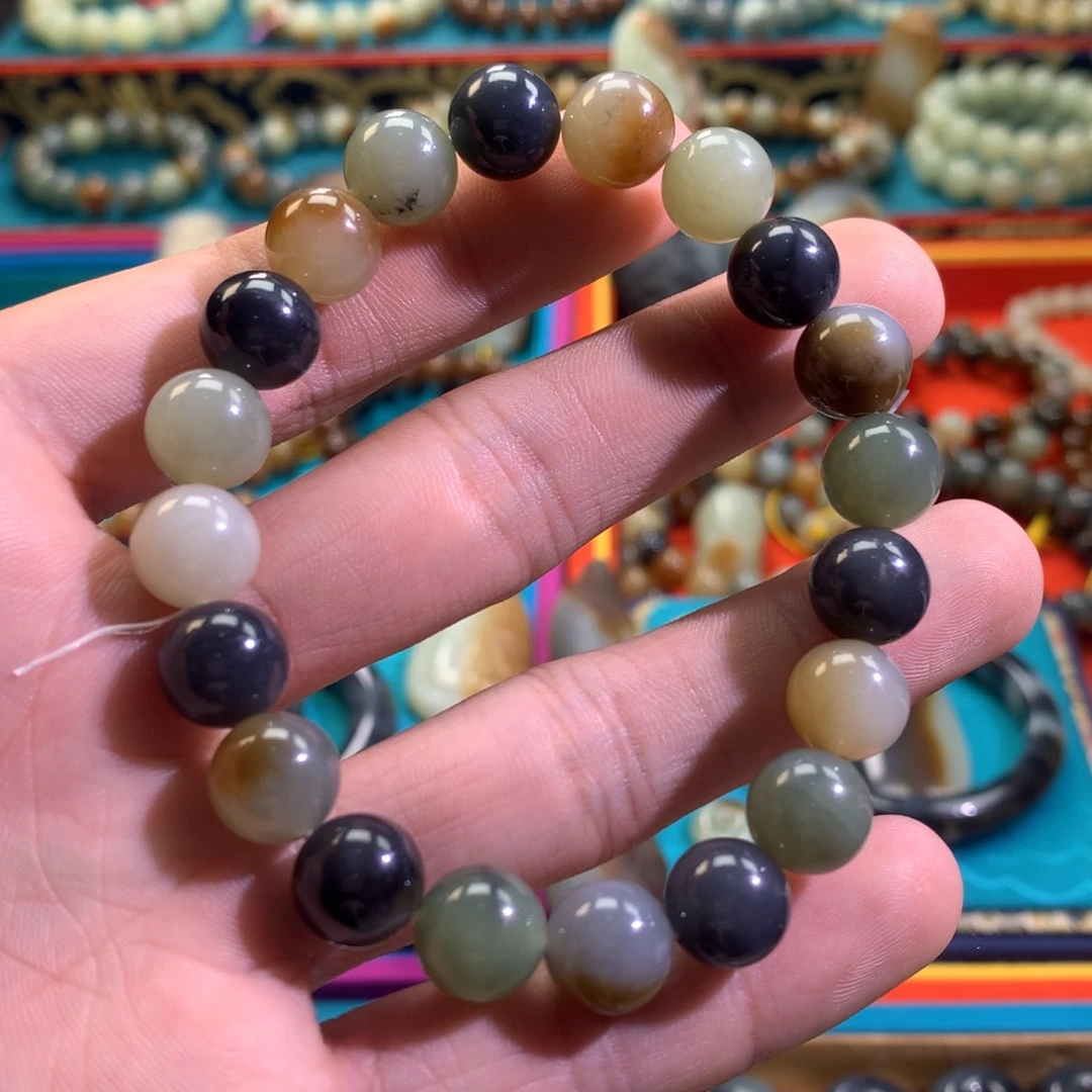 和田玉（糖玉）未镶嵌手链