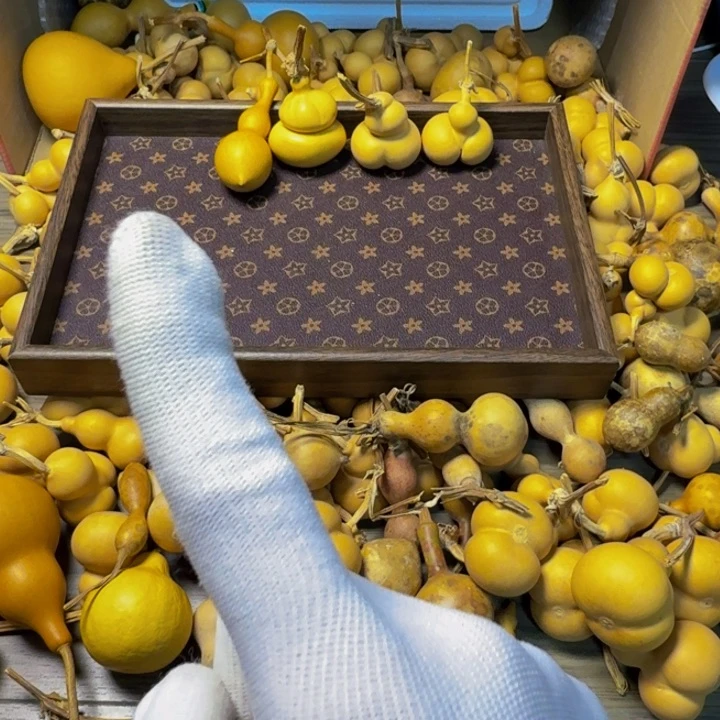 ?**?葫芦手把件瑕疵葫芦