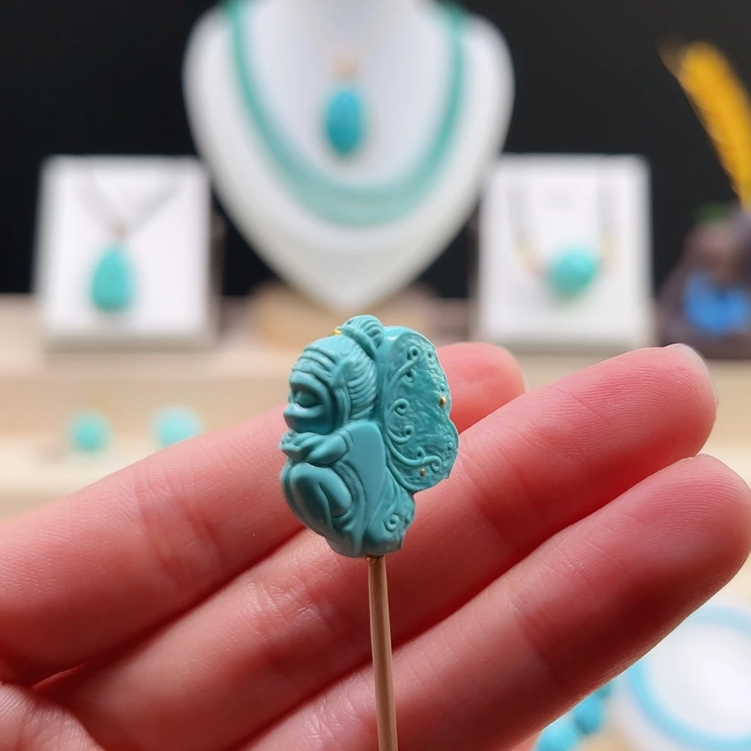 绿松石配饰未镶嵌