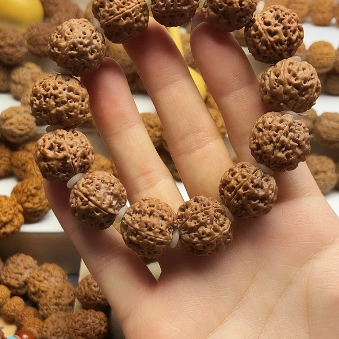 吊坠金刚菩提蜂王梅花