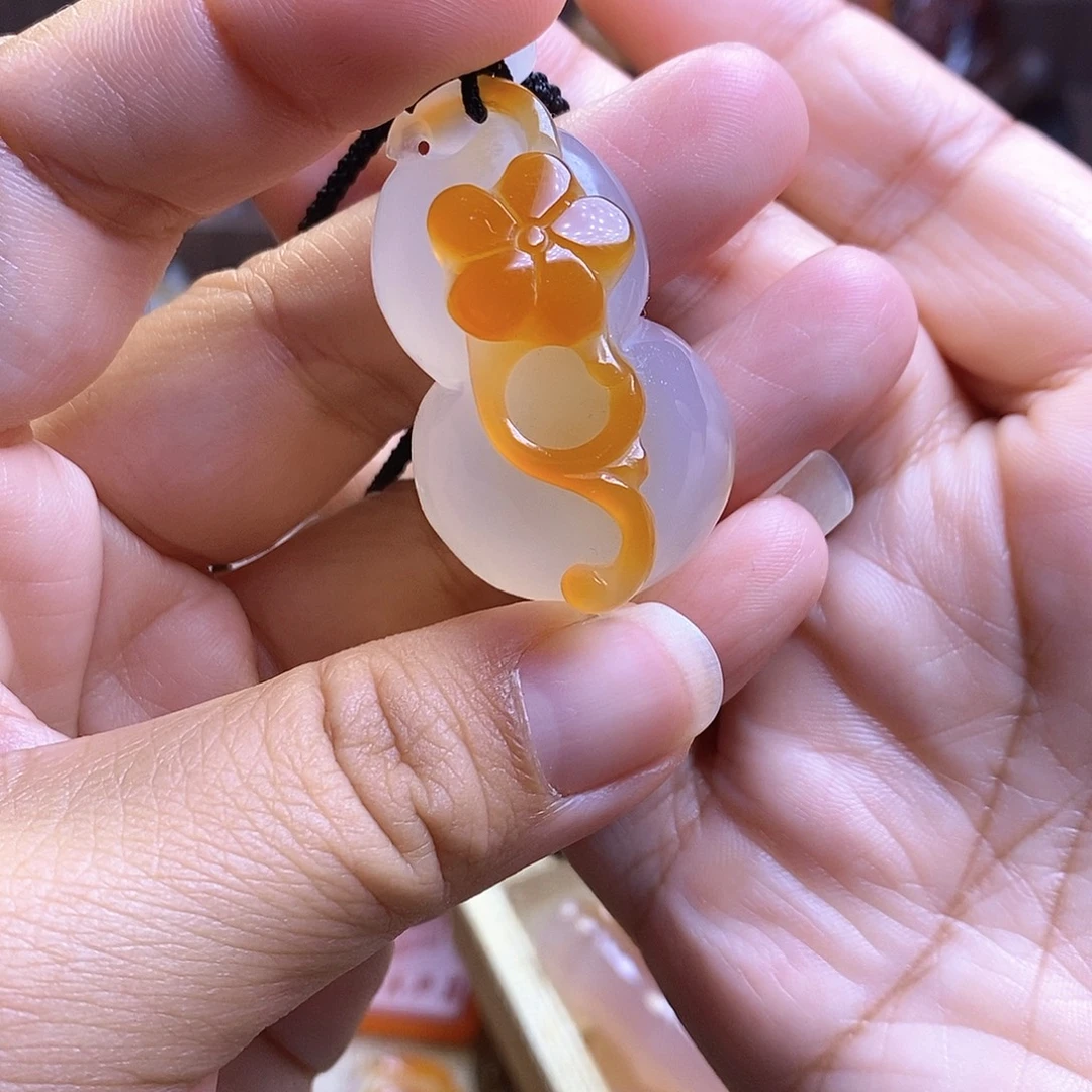 玛瑙/玉髓未镶嵌颈饰
