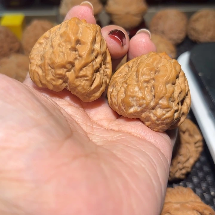 吊坠文玩核桃40肚蛤蟆头一对