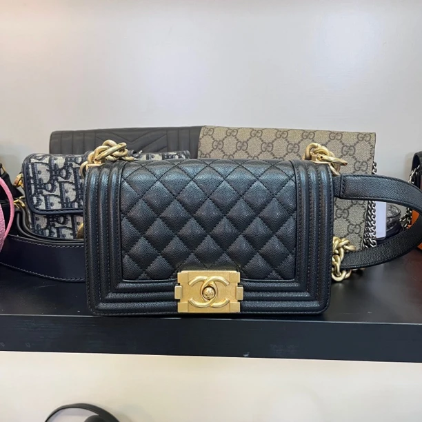 99新 Chanel/香奈儿 26开荔枝纹黑金小号leboy单肩斜挎包