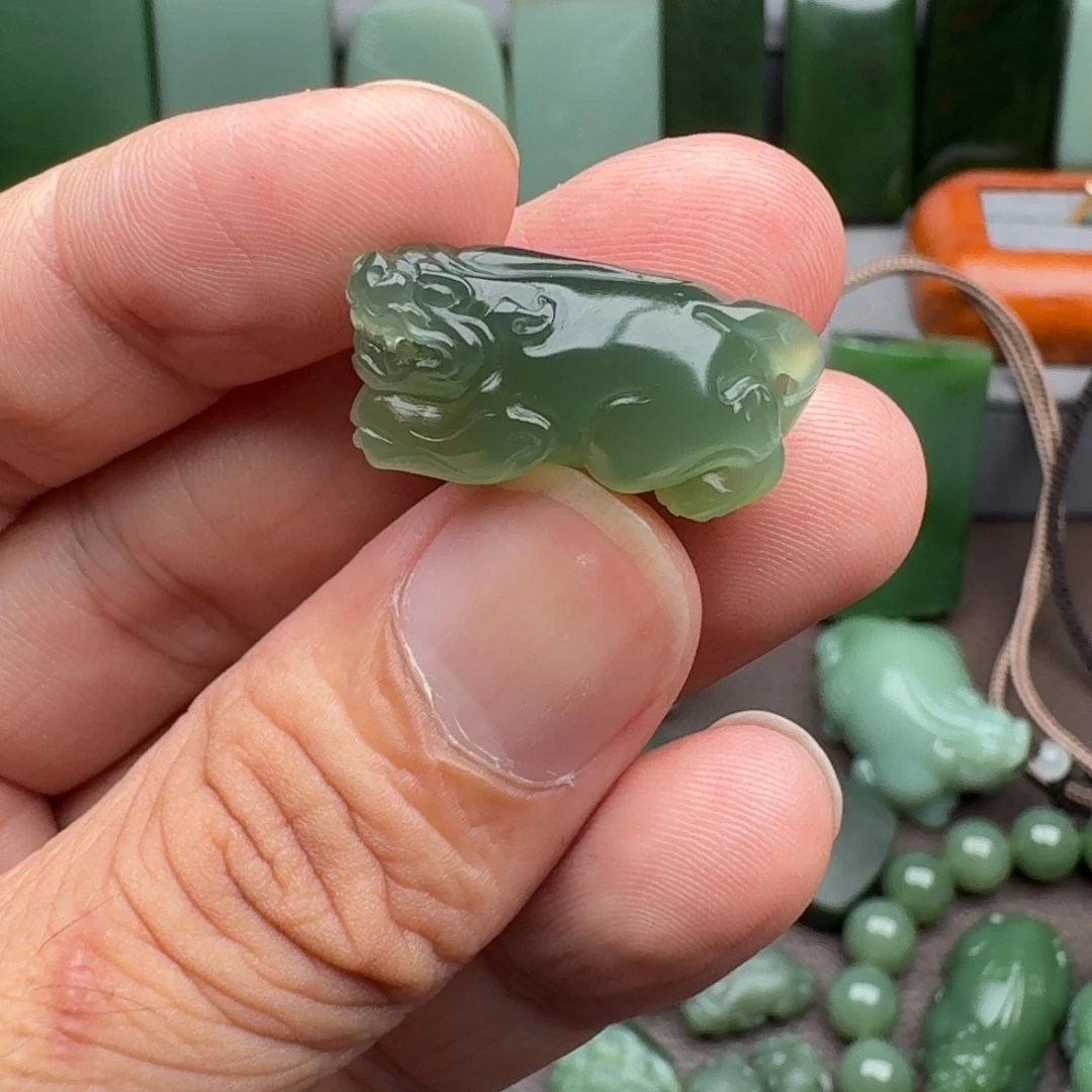 和田玉（碧玉）未镶嵌颈饰