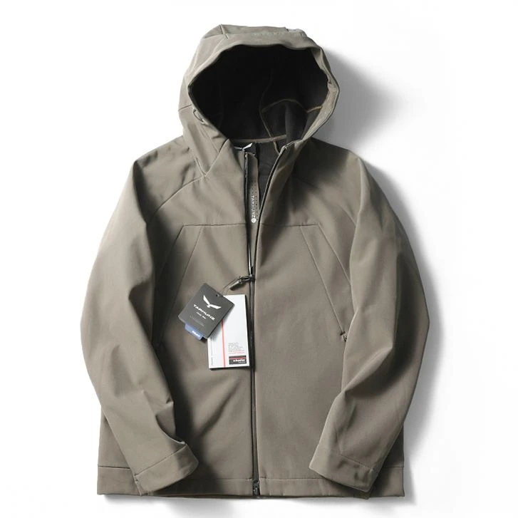 深灰【反季神捡漏！飞袅】户外王者！防风防水连帽加绒冲锋衣8308