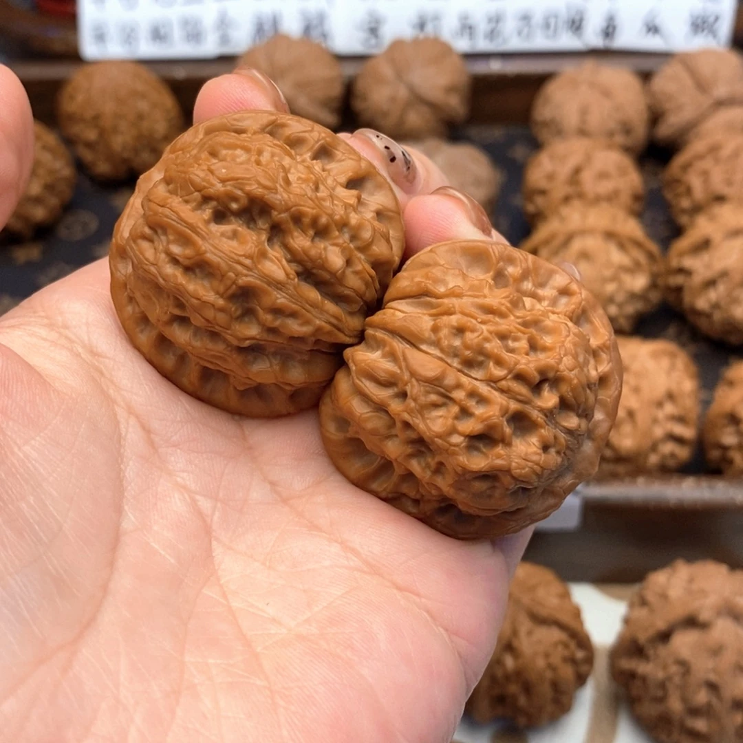 优***格把件文玩核桃202号血麒麟