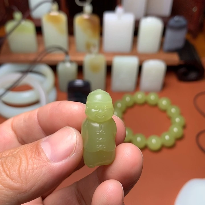 颈饰未镶嵌和田玉?****?