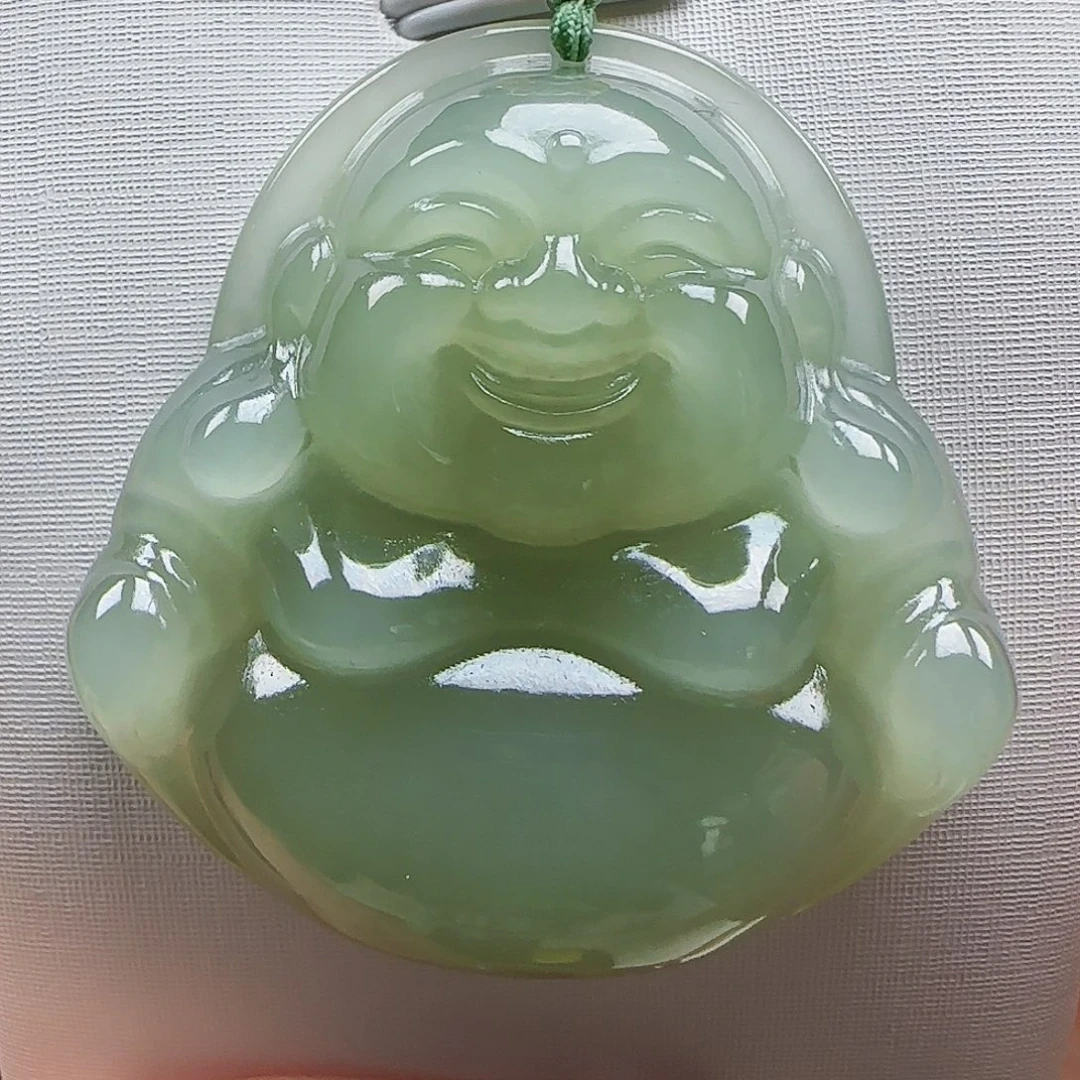 和田玉18K金镶嵌吊坠(赠链)