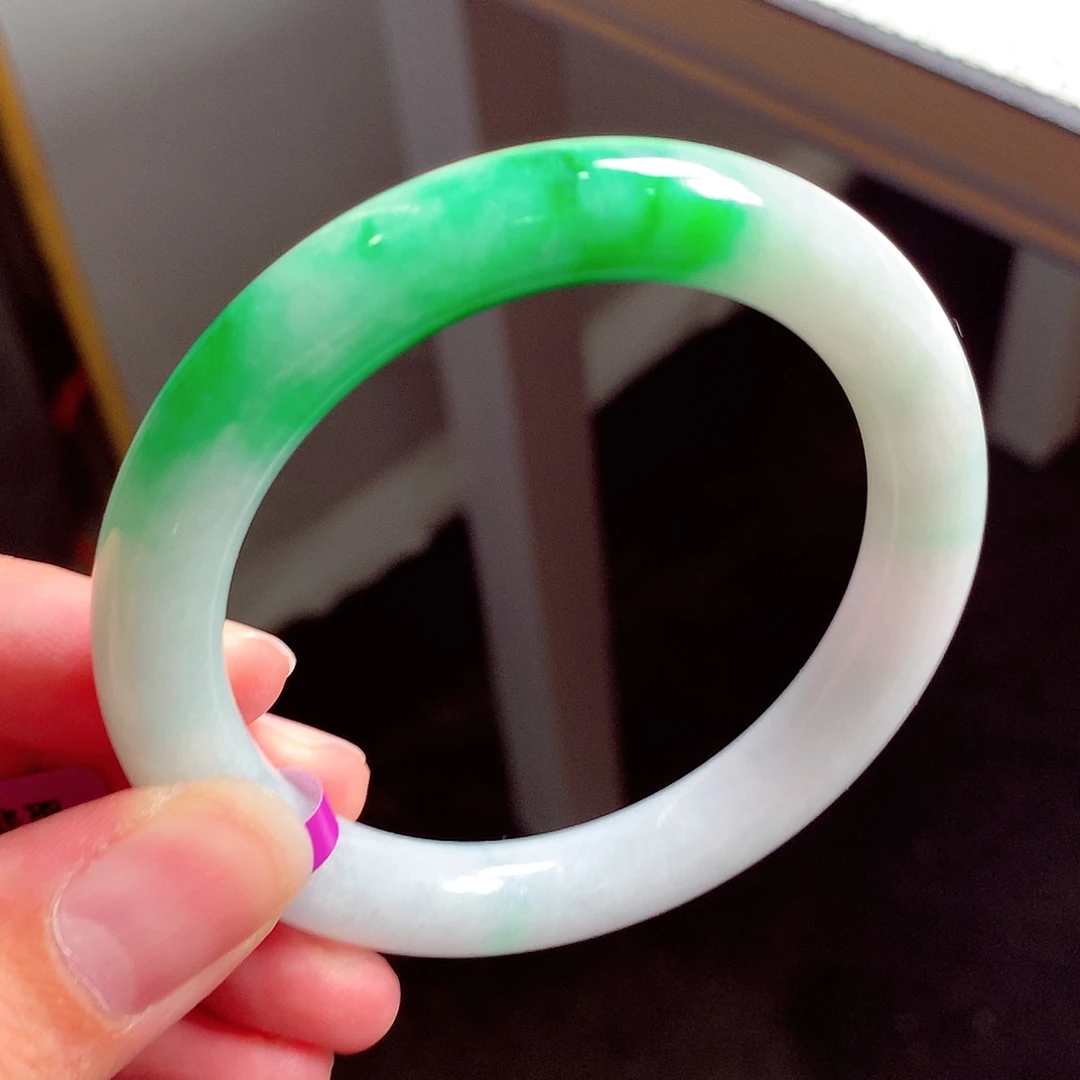 翡翠手镯未镶嵌?****?缅甸翡翠