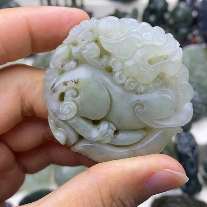 颈饰未镶嵌和田玉