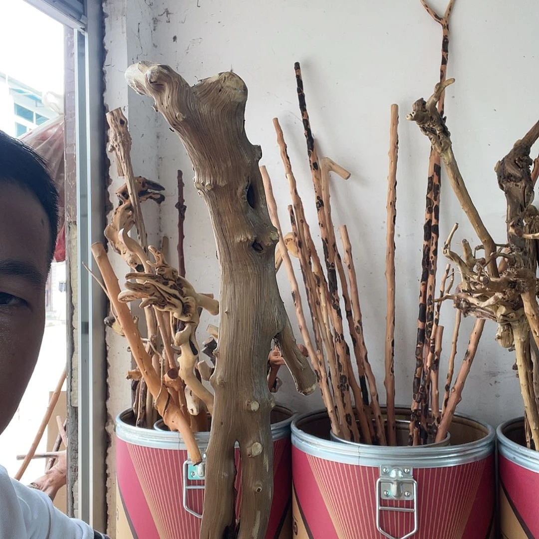 祥***7贵州铁马鞭手杖拐杖