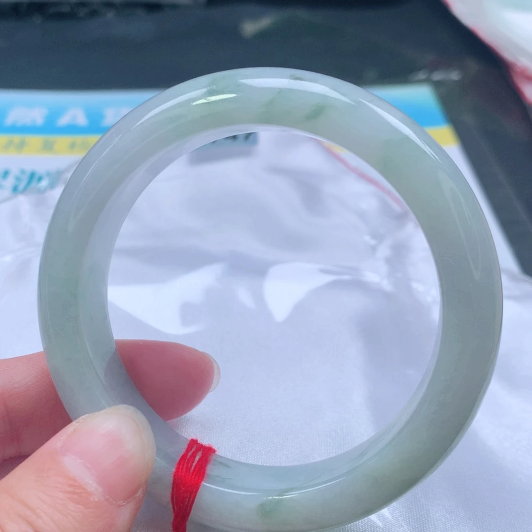 翡翠手镯未镶嵌0747号