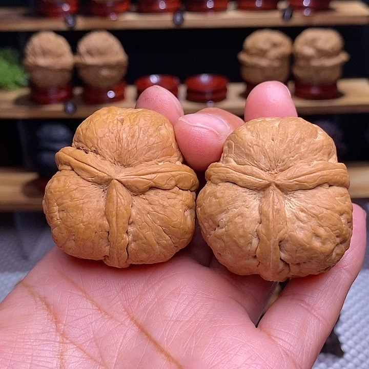 文玩核桃把件2*炸三90