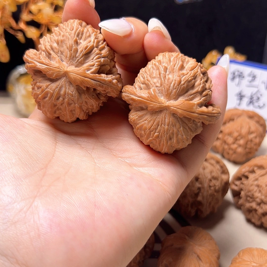 吊坠文玩核桃45白狮子