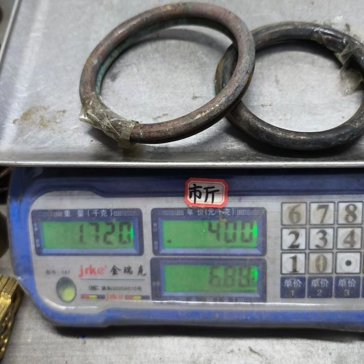 穹****然铜器6888888888888