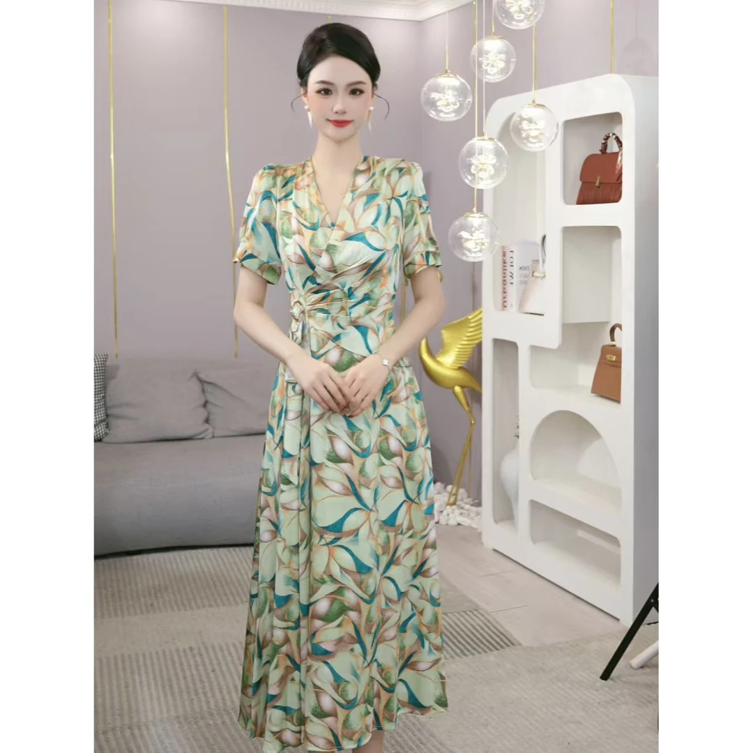 现货2025春夏新款【ZF-125】气质法式收腰设计感碎花不规则连衣裙