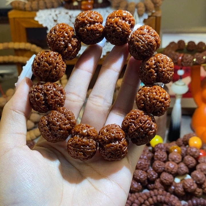 吉***弦手串金刚菩提245玉华满肉一物一图