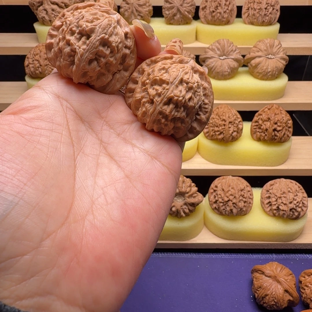 吊坠文玩核桃41尺白狮子