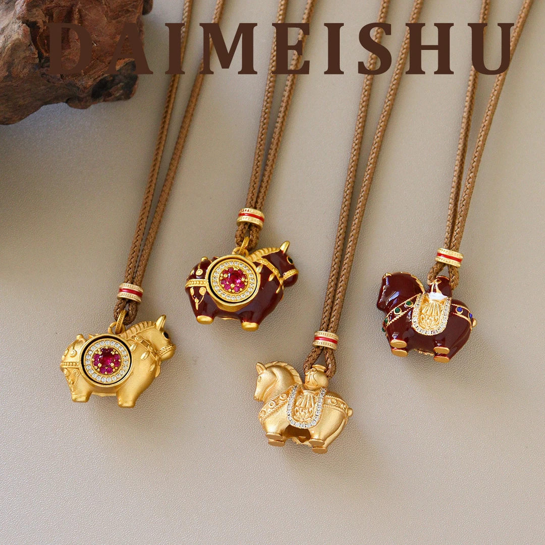 马年原创复古精致百搭微镶锆石小马毛衣链轻奢高级感本命年项链女