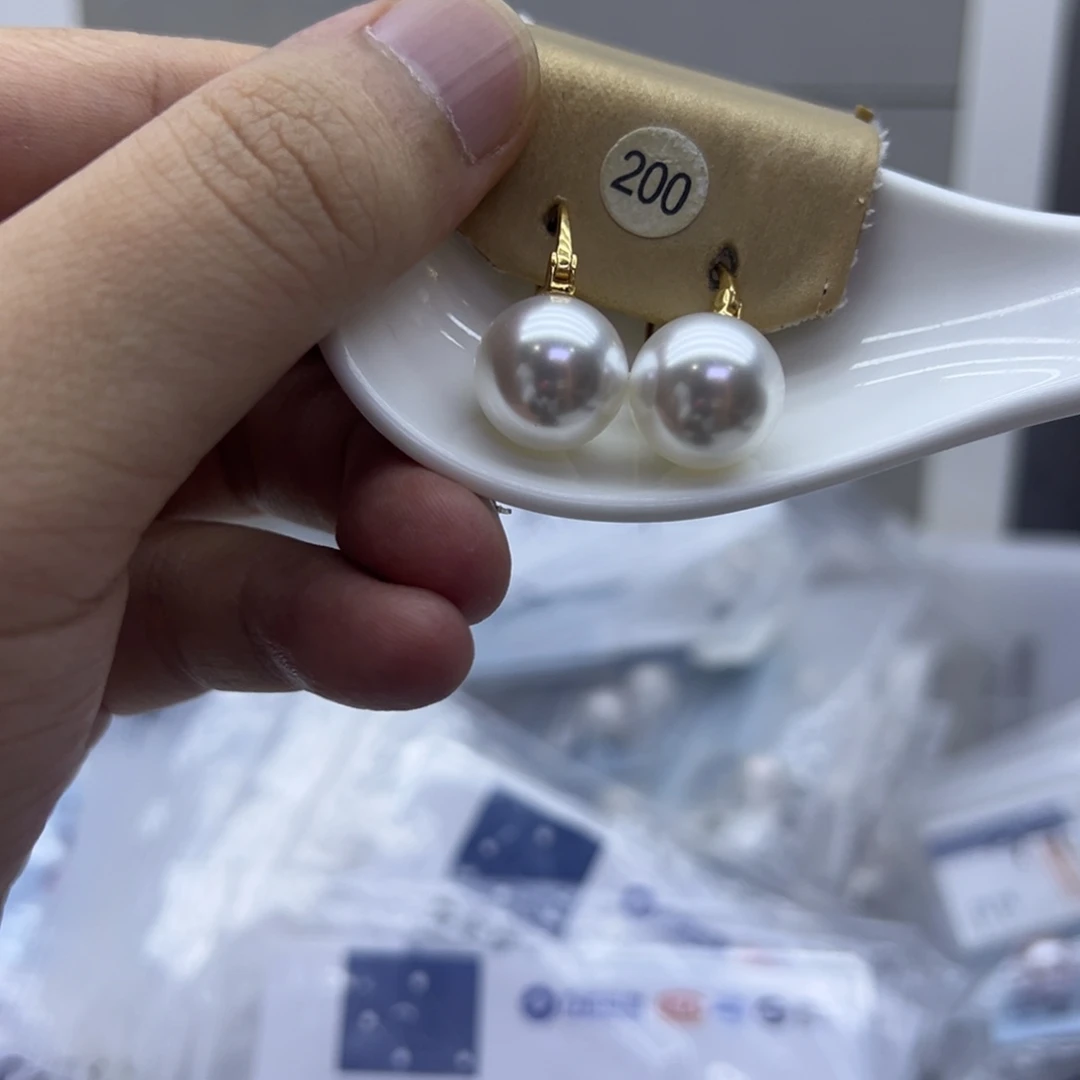 银S925镶嵌耳饰淡水珍珠