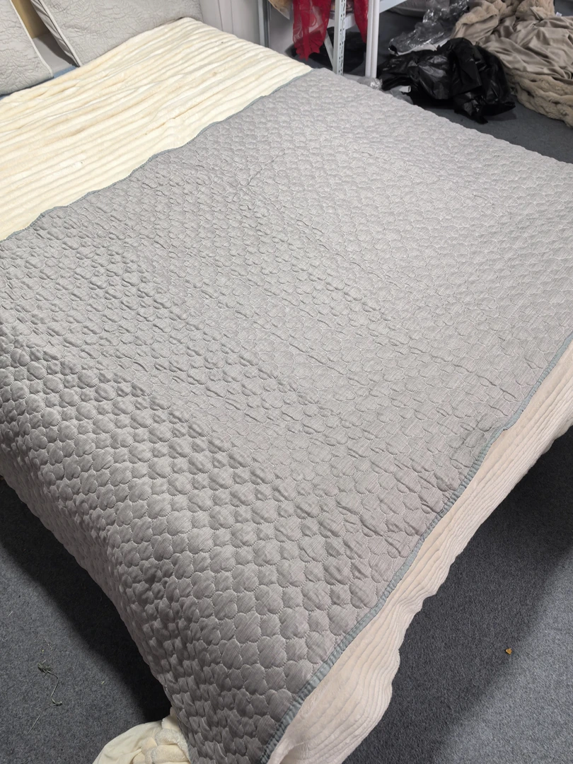 小华约110*220灰色绗缝沙发垫发1