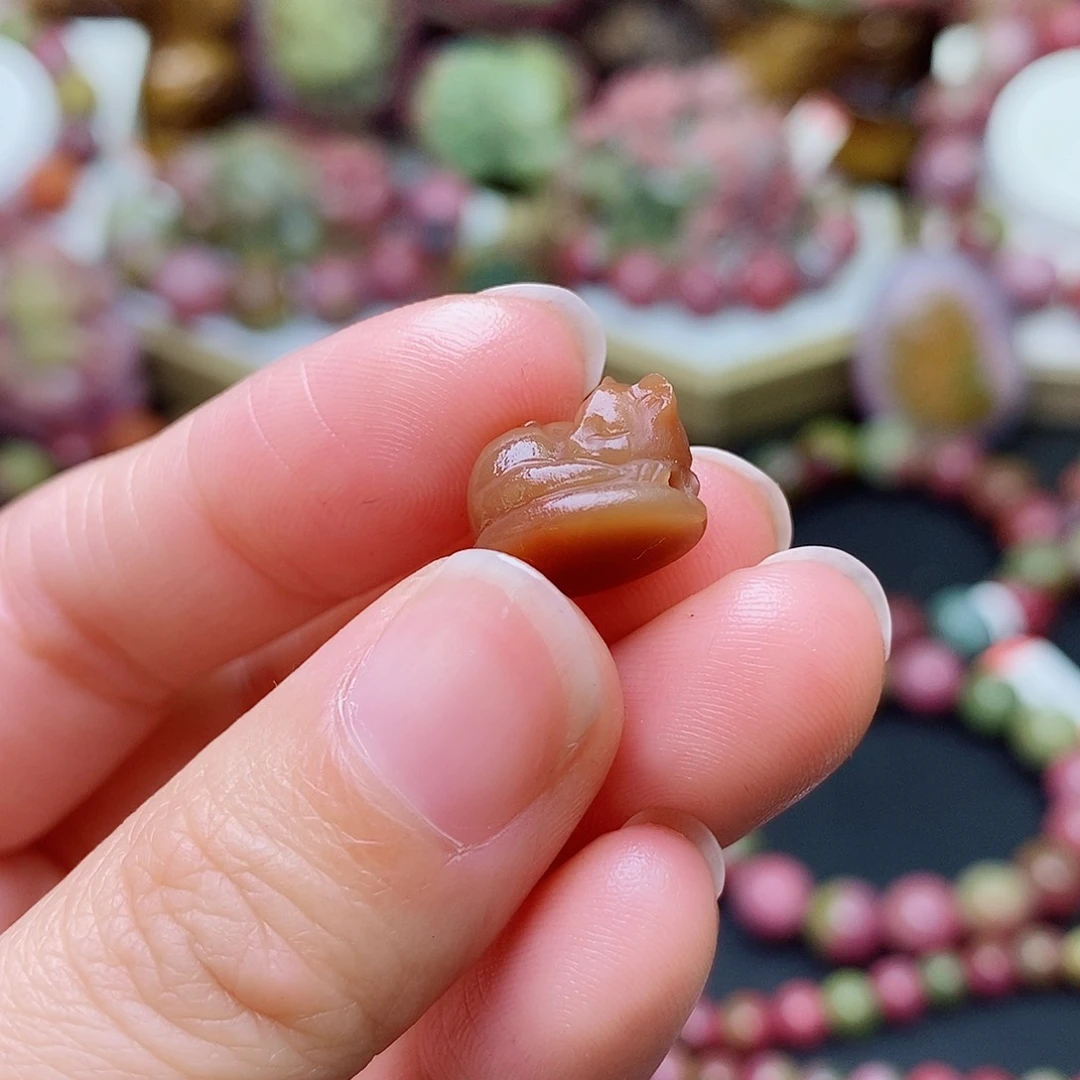 玛瑙/玉髓珠宝奇石未镶嵌盐源玛瑙定制