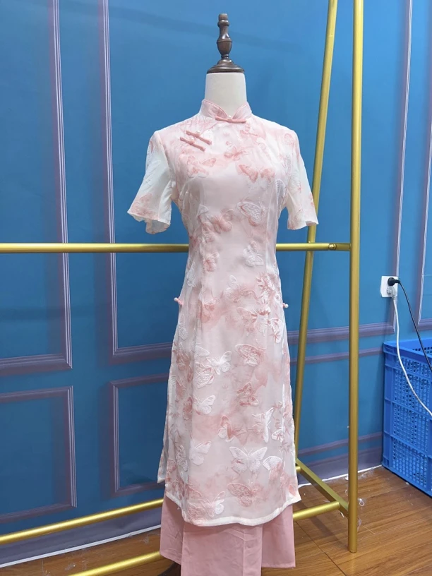 W-2668 云珠粉蝶 丝天植绒 奥黛双层夏款年轻款改良旗袍120cm长款