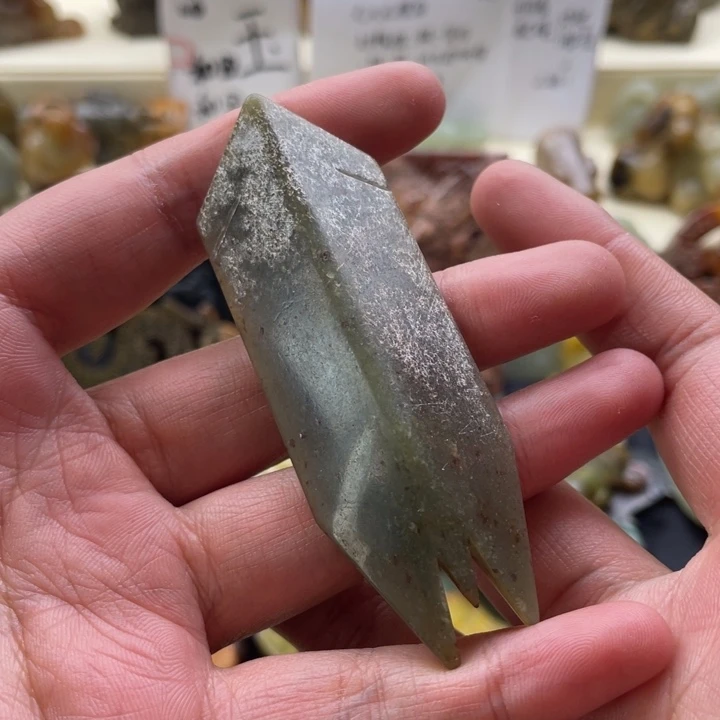 和田玉颈饰未镶嵌60