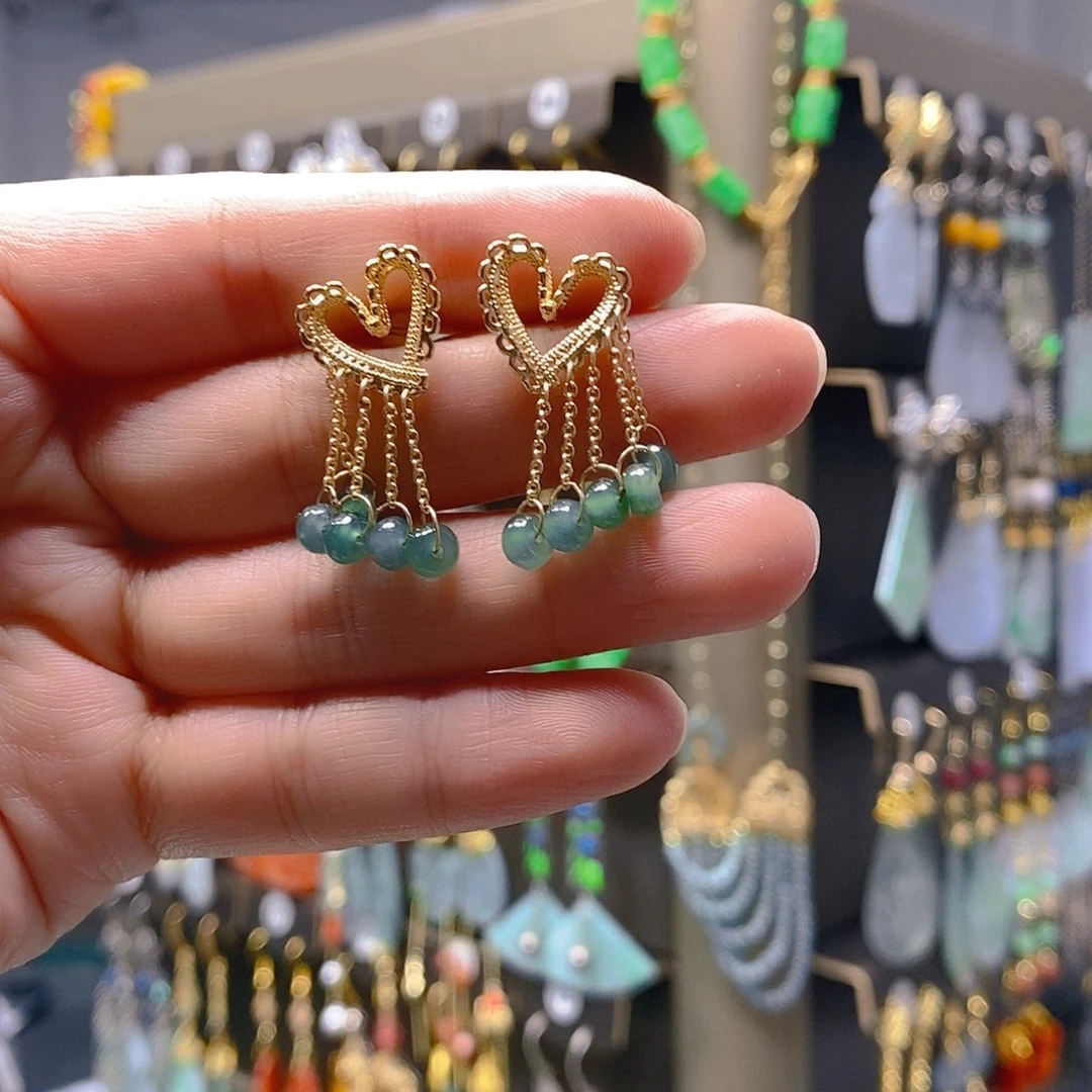 未镶嵌翡翠耳饰翡翠