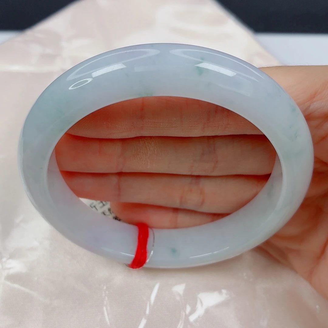 翡翠未镶嵌手镯60.6正圈，淡莫奈，038