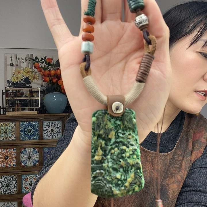 翡翠项链未镶嵌项链