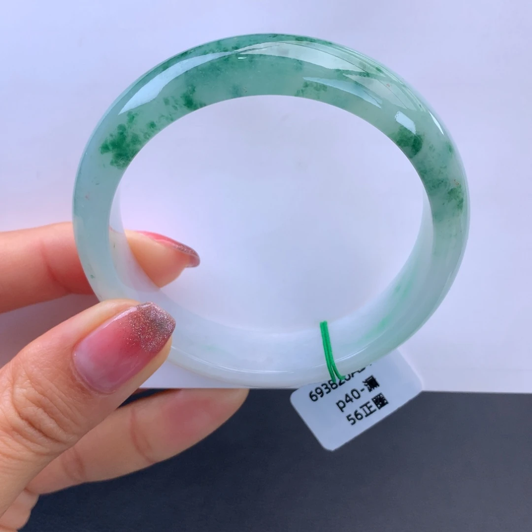 翡翠未镶嵌手镯细糯化白底绿花手镯（完整强推）