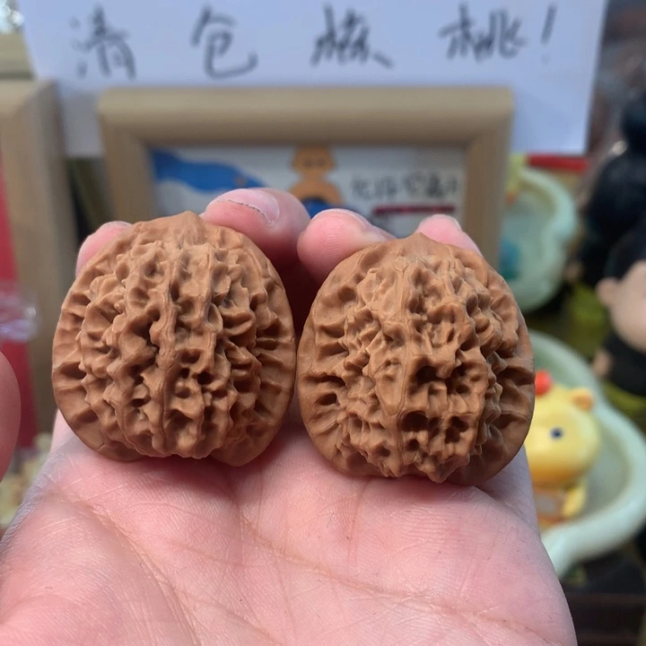 吊坠桃核35尺秦闷