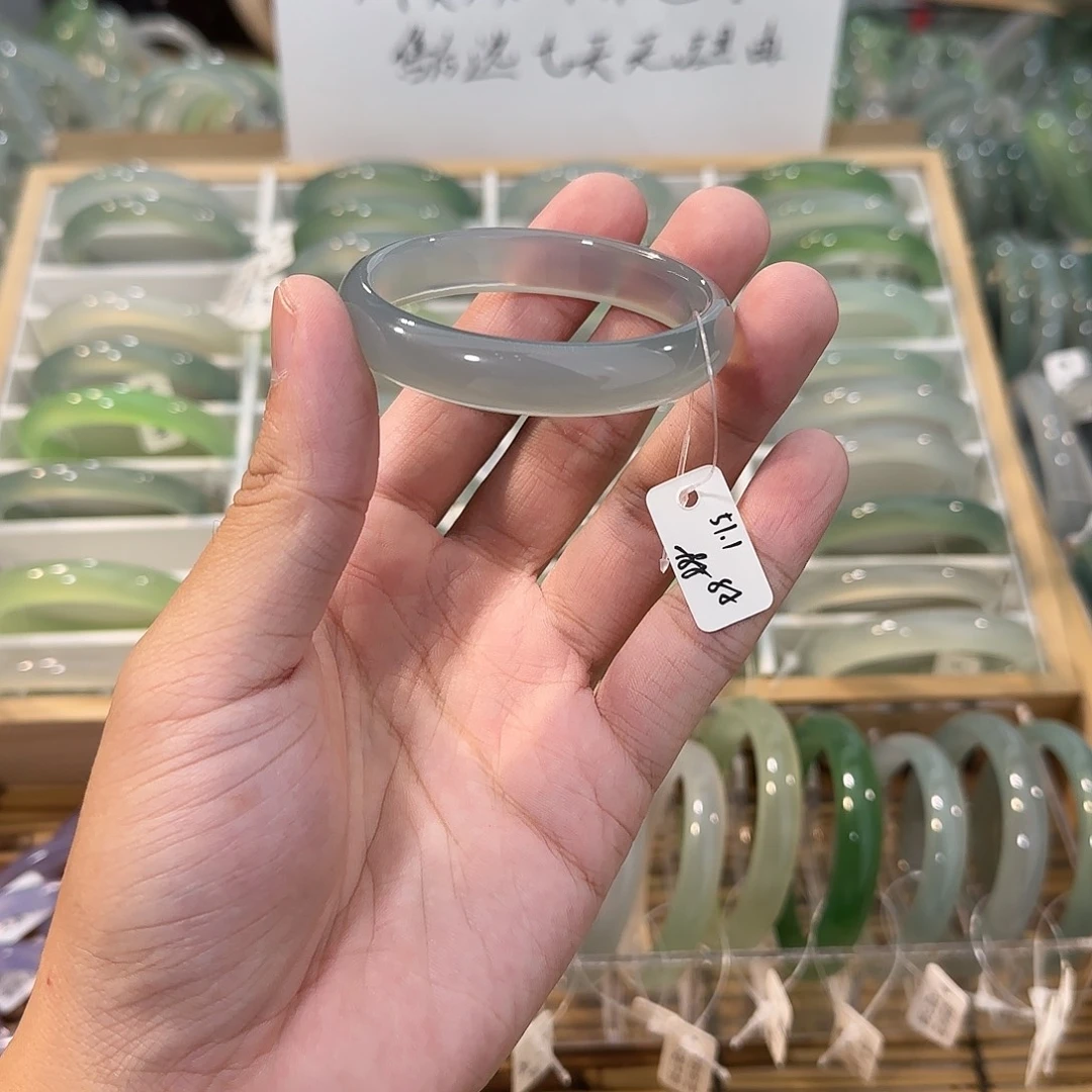 玛瑙/玉髓未镶嵌手镯圈口51.1